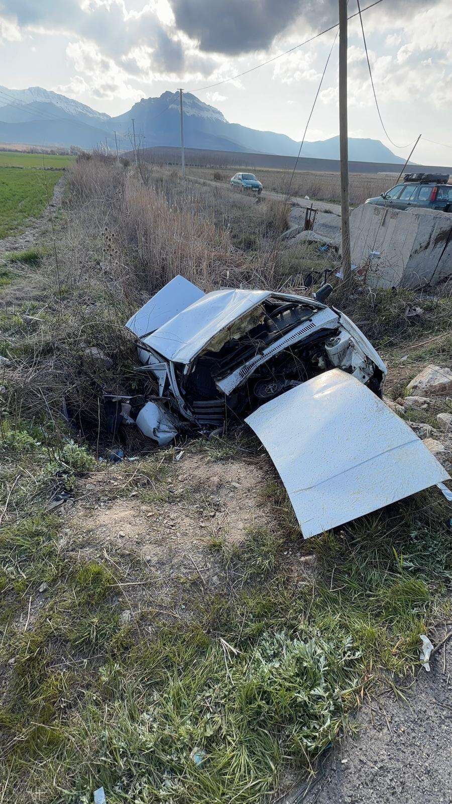 Konya’da otomobil bu hale geldi! 1 ölü, 1 yaralı var 9